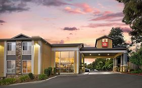 Best Western Plus Heritage Inn